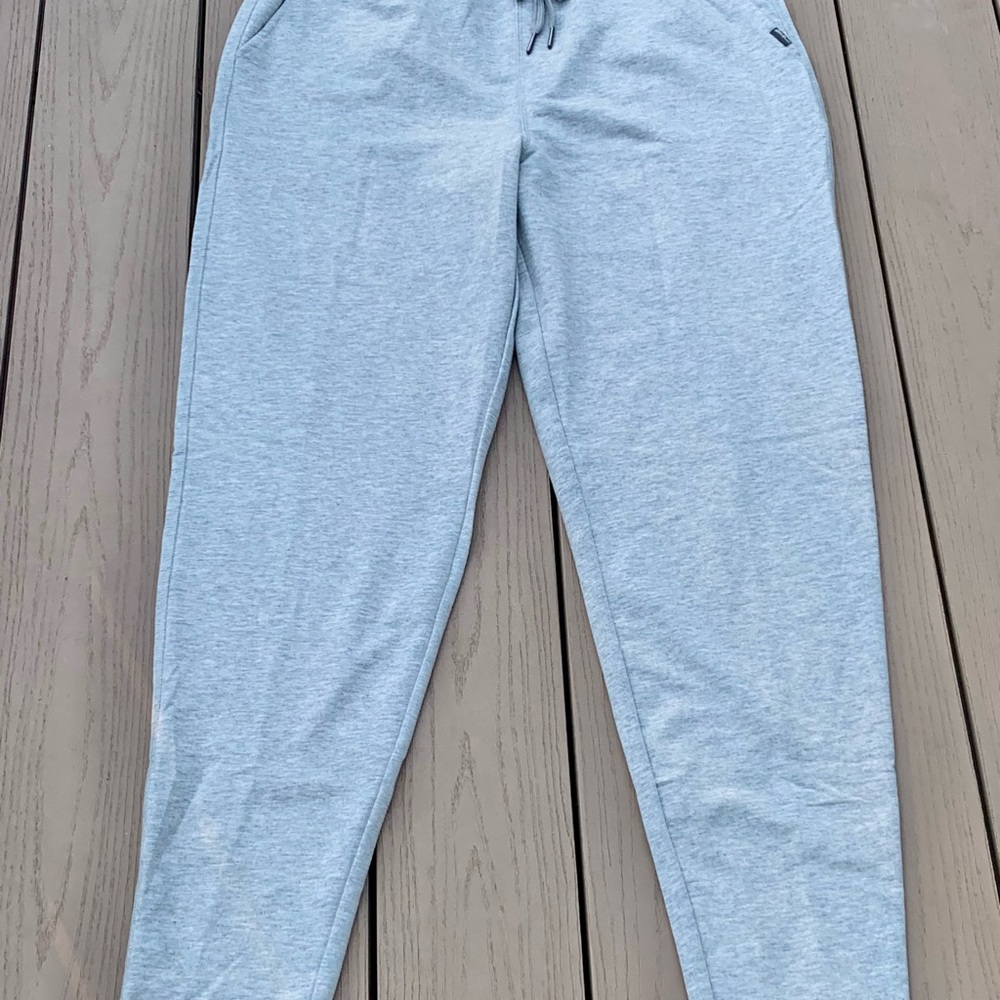 Eddie Bauer Men’s Jogger Sweat Lounge Pants-like new!